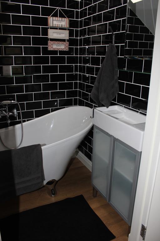 Fifty One And A Half Boutique B&B Clitheroe Bagian luar foto
